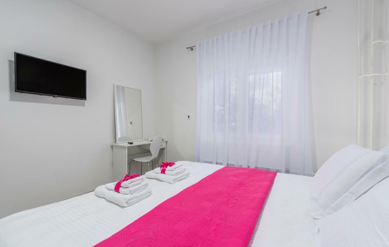 Apartments Vita Пореч Екстериор снимка