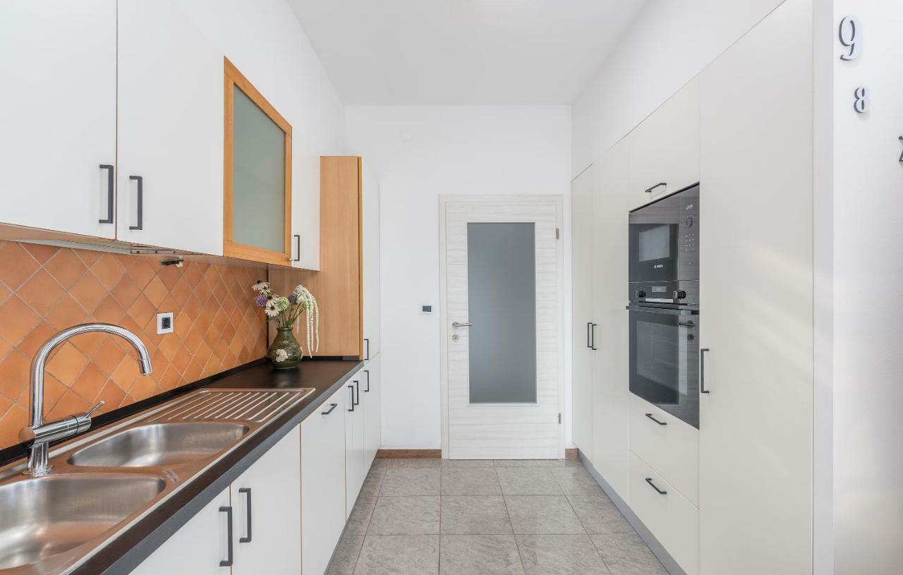 Apartments Vita Пореч Екстериор снимка