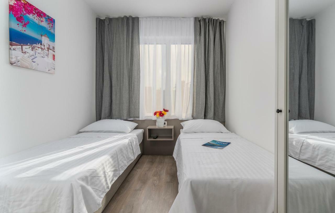 Apartments Vita Пореч Екстериор снимка